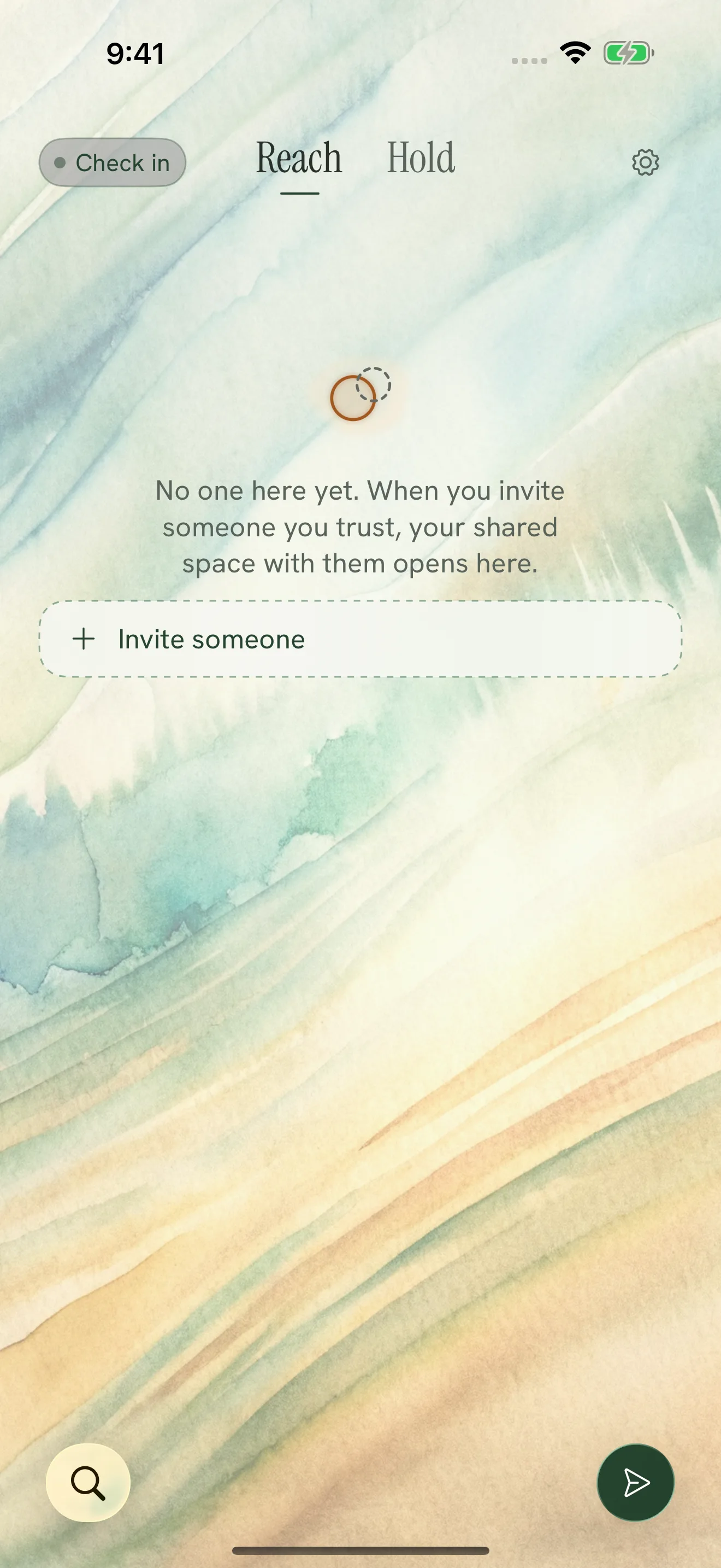 Near open to an empty Reach surface, offering the Invite someone button.
